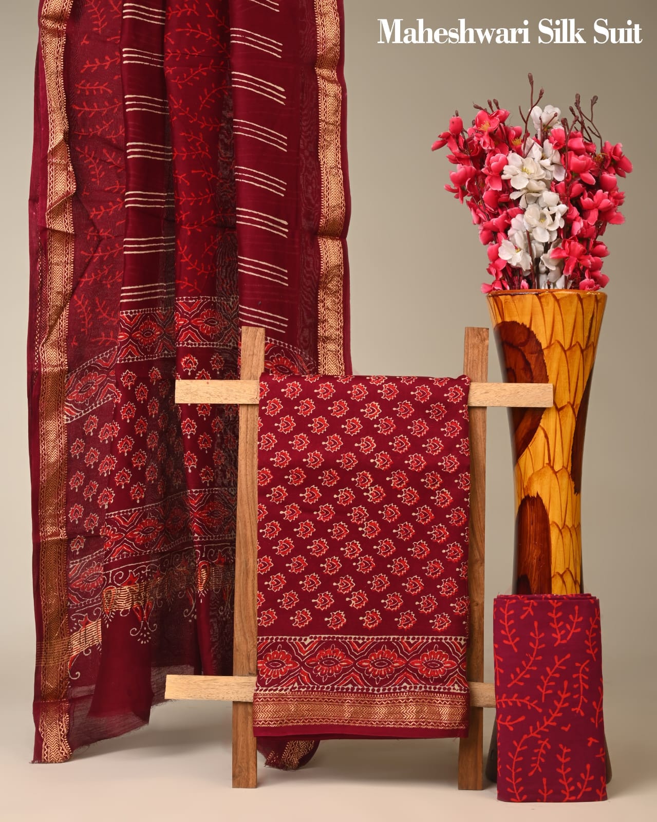 Comfortable Maheshwari Cotton Silk Suit