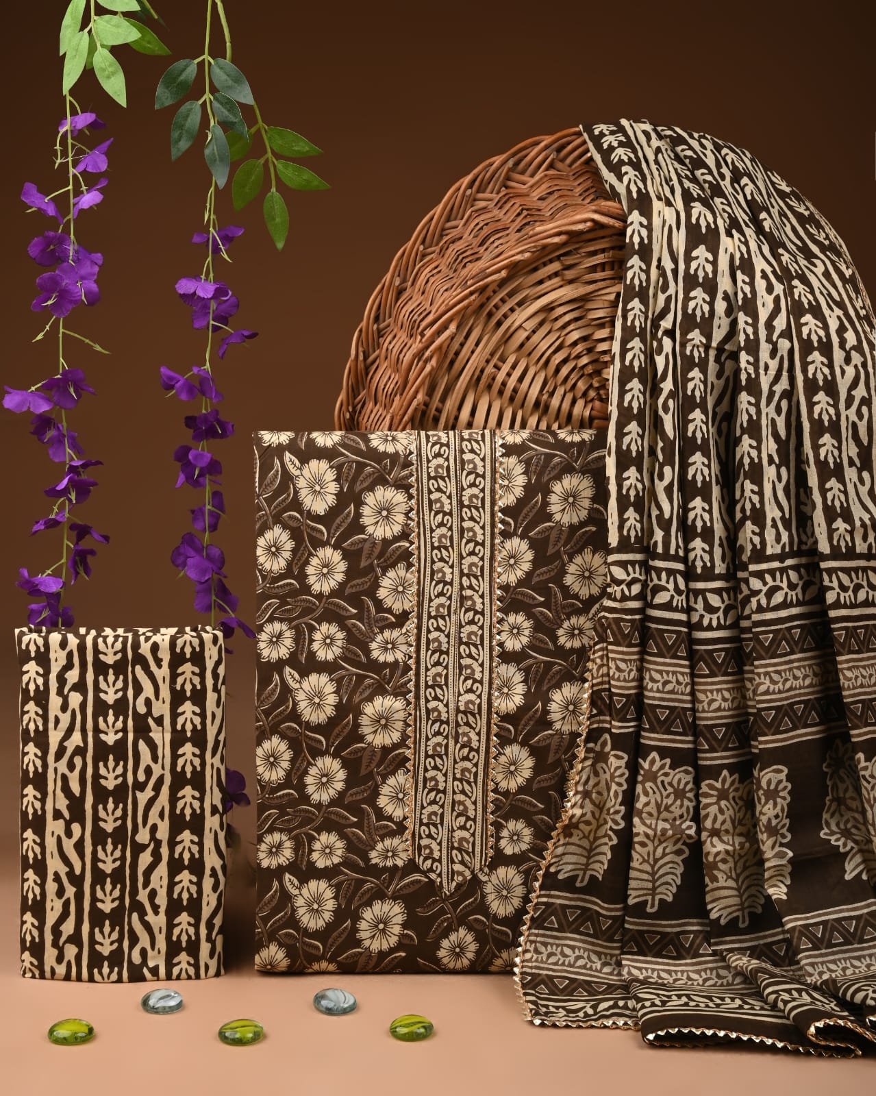 Ethnic Cotton Suit Set with All-Over Zari Border