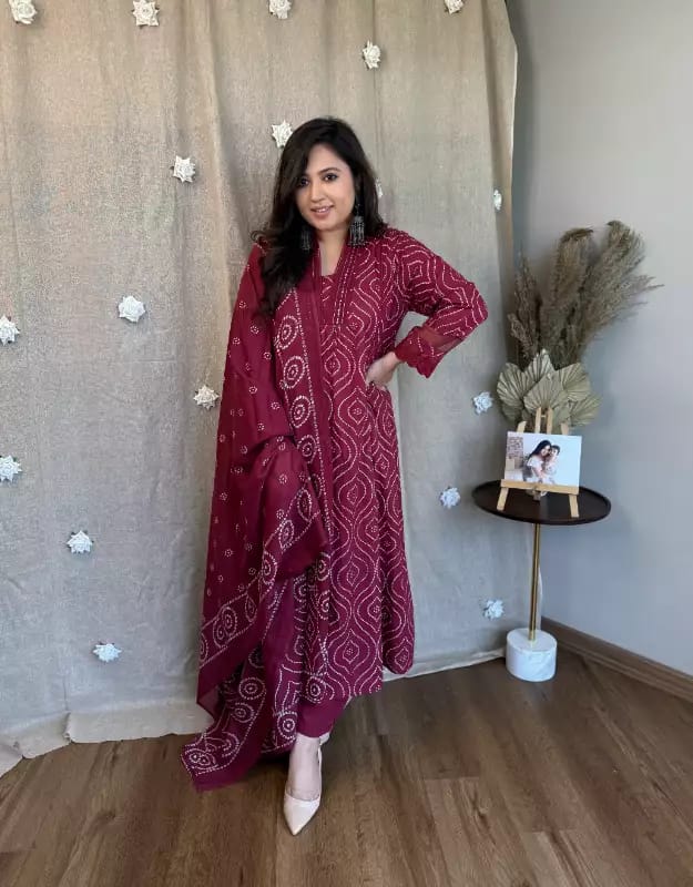 heavy embroidery Kurti with Pant with cotton 100-100 Dupatta