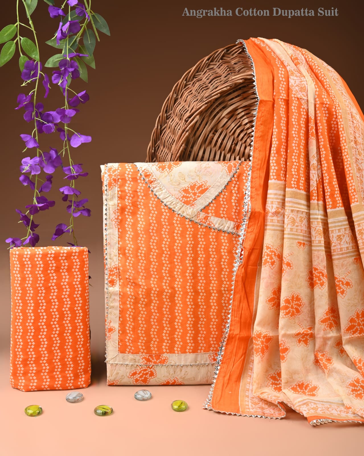 Elegant Traditional Cotton Suit with Zari Border