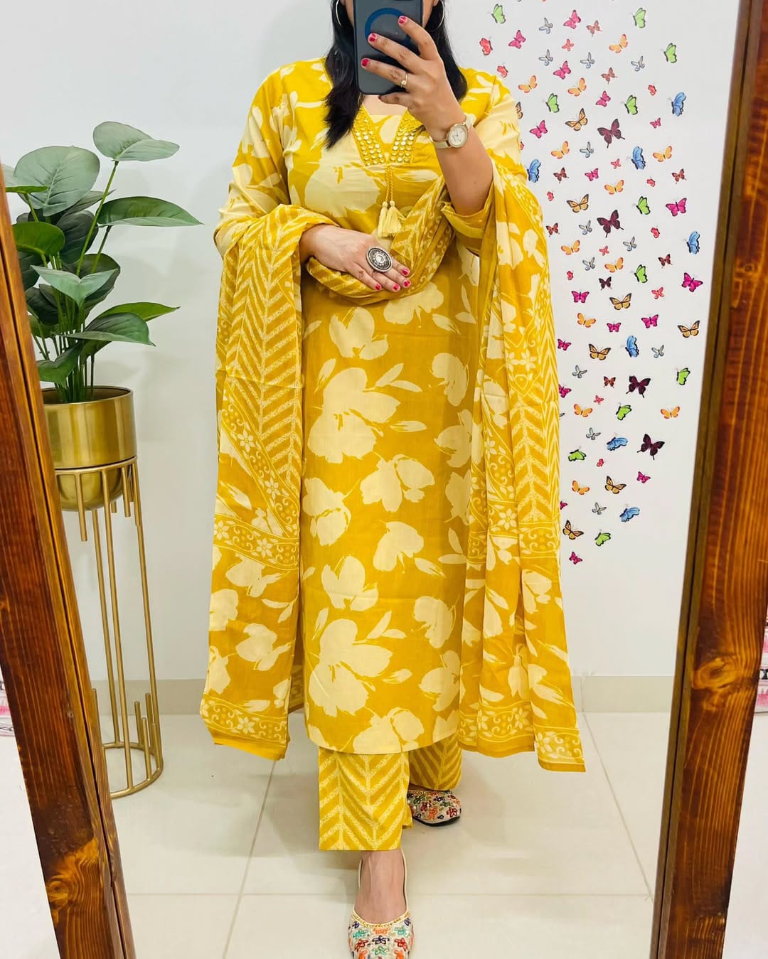 Elegant Cotton 3 Piece Suit Set with Designer Sleeves
