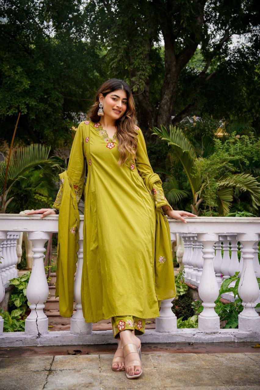 ANARKALI EMBROIDERY  KURTA PANT WITH DUPPATA