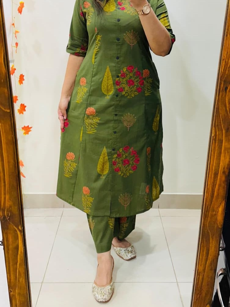 designer Co-erd set in Aline pattern paried with Ankle length pant